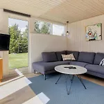 Cozy Retreat In Marielyst-by Traum Bøtø By