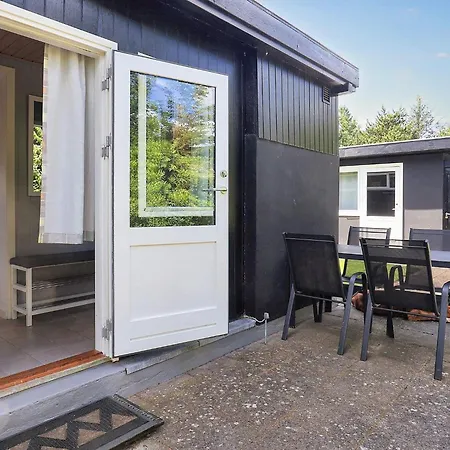 Cozy Retreat In Marielyst-by Traum * Bøtø By